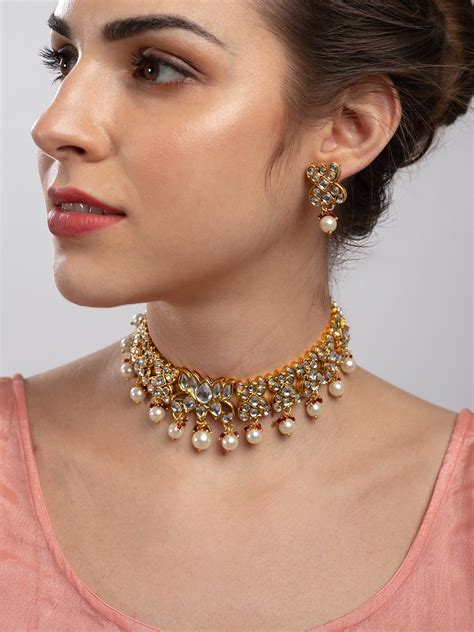 Buy Zaveri Pearls Gold Tone Lotus Design Kundan And Pearls Necklace And Earring Set Zpfk9355 Online