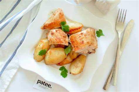 Курица с картофелем - рецепт для мультиварки - Patee. Рецепты