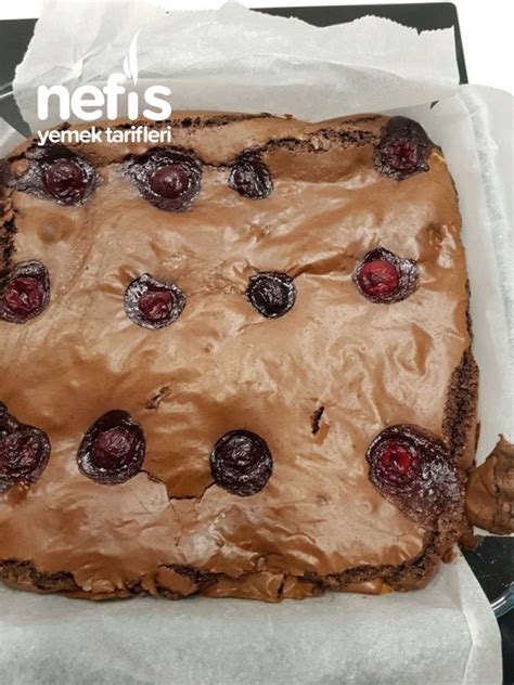 Vişneli Beyaz Çikolatalı Brownie Nefis Yemek Tarifleri