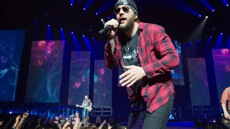 Avenged Sevenfold Fait Quipe Avec Pussy Riot Rolling Stone