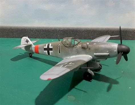 Unosetentaydos Me 109 G Lt Heinz Knoke 2do JG 11 AVIACION 1 72 PF