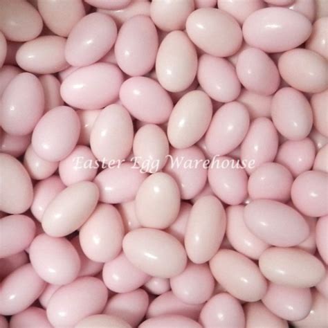 Sugar Coated Almonds Pink Sugar Coated Almonds 1kg 170 Pieces