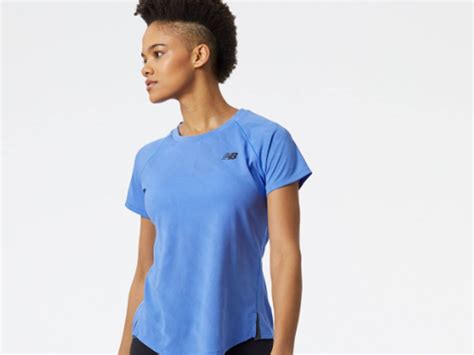 Remera New Balance Q Speed Jacquard Mujer Sumitate Argentina