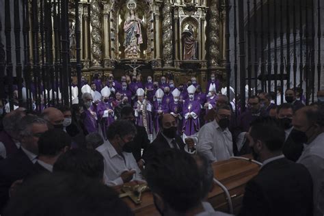 Las Im Genes Del Funeral Del Cardenal Carlos Amigo Vallejo En El