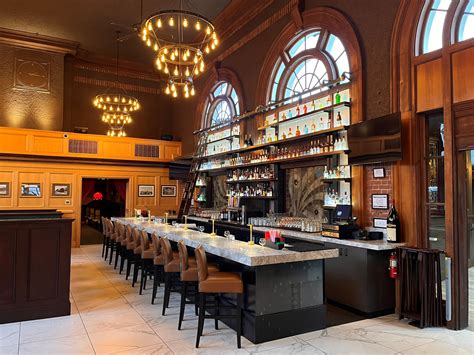 A local guide explains how to find old Eugene obituaries online 25