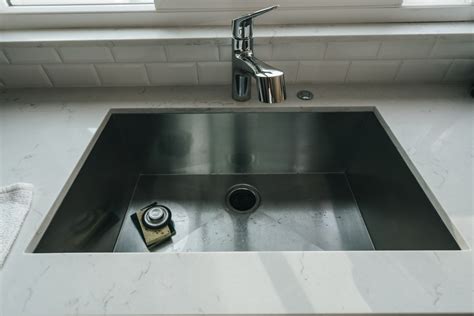 The Best Sinks for Solid Surface Countertops - Corian