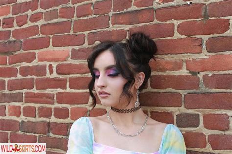 Beebee Asmr Beebeeasmr Beebeeasmr Weloveasmr Nude Onlyfans Instagram Leaked Photo