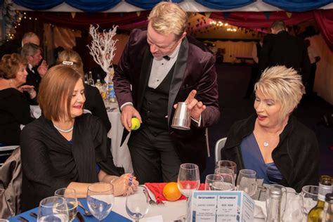 Corporate Magician London Close Up Magic Entertainment For Your