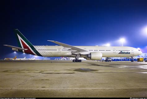 EI WLA Alitalia Boeing 777 3Q8ER Photo By Mario Alberto Ravasio