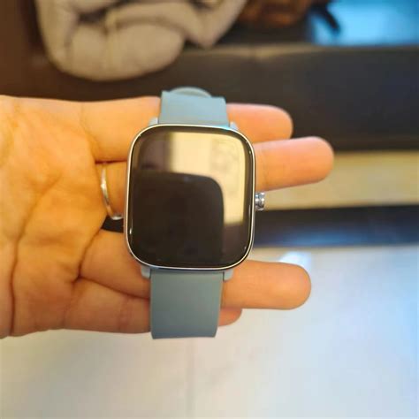 Amazfit GTS 2 Mini Montre connectée avec GPS et fonctionnalités