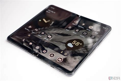 Does the Google Pixel Fold have a pen?