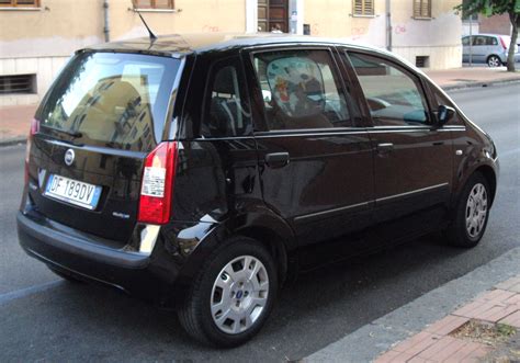 File:2006 Fiat Idea rear.JPG