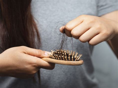 4 Tips To Control Hair Loss