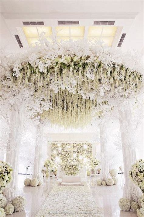 30 White Wedding Ideas Thats Turly Timeless Deer Pearl Flowers