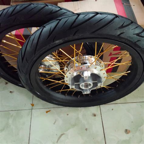 Jual Velg Honda Megapro Monoshock Tapak Lebar X Plus Ban Kab