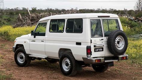 Toyota Landcruiser 70 Series Troopcarrier 2016 Review Snapshot