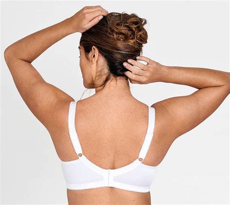 The Perfect Fit How To Know When Your Bra Fits Correctly