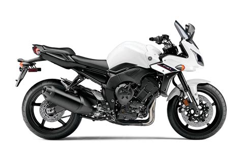 2012 Yamaha FZ1 Review