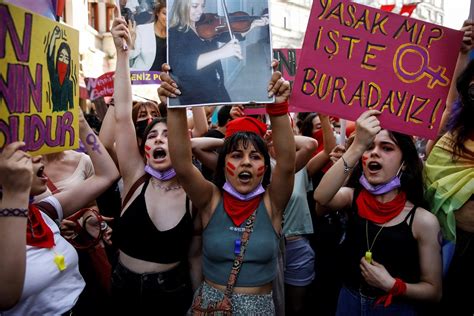 Extensive Protests In Turkey Following Withdrawal From The Istanbul