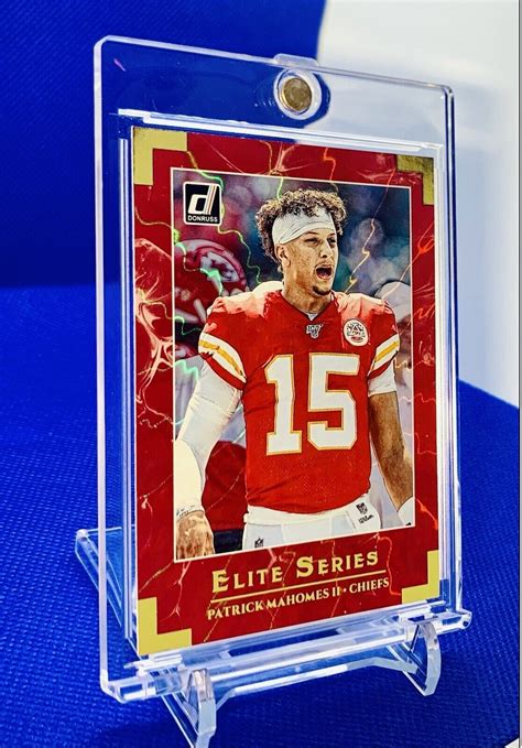 PATRICK MAHOMES DONRUSS RED HOLO REFRACTOR INVESTMENT CARD CHIEFS MVP