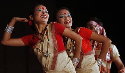 Indian Folk Dance | Indian dance, Cultural festival, Dance photography