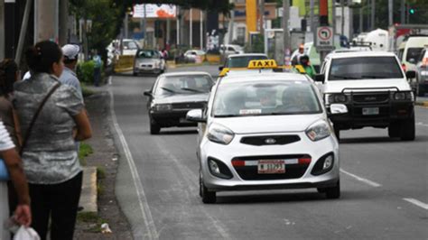 Taxistas De Managua Luchan Por Sobrevivir A La Competencia Del Servicio