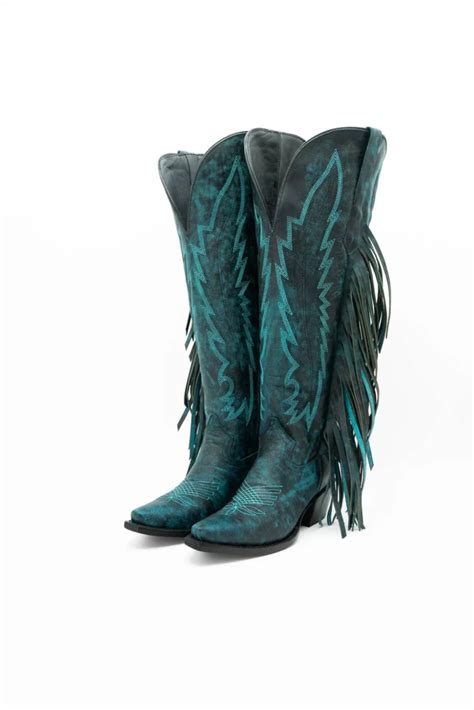 8 Wide Calf Cowboy Boots to Unleash Your Cowboy Carter