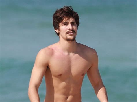 Observatório da TV on Twitter Ex de Sasha Meneghel protagoniza cenas de sexo gay Johnny