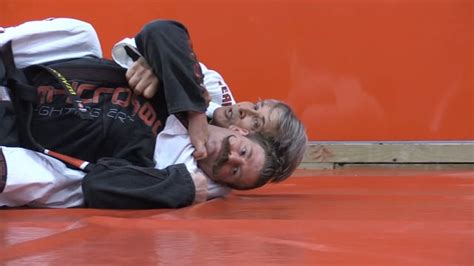 Collar Choke Defence & Counter - Richard Norton Brazilian Jiujitsu