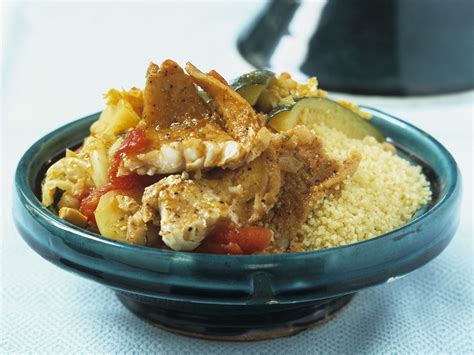 Tajine Mit Couscous Gemüse Und Fisch Rezept Eat Smarter