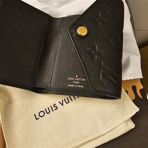 Louis Vuitton 路易威登 M64060經典victorine系列monogram Empreinte皮革壓花三折暗釦短夾黑w