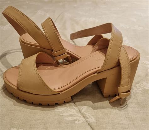 Sand Lia Nude Couro Bloco Tratorada Tiras Sand Lia Feminina Arezzo Nunca Usado Enjoei