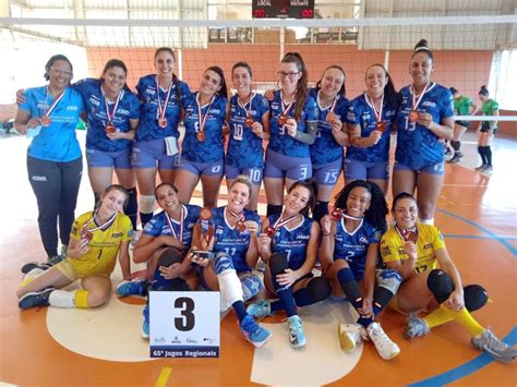 Voleibol Feminino Adulto de Bragança Paulista conquista medalha de