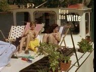 Naked Caroline Schneider in Hässliche Vaterliebe und ihre Lippen schweigen