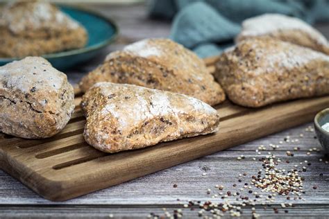 Quinoa Br Tchen Mit Dinkel Quark Momentgenuss