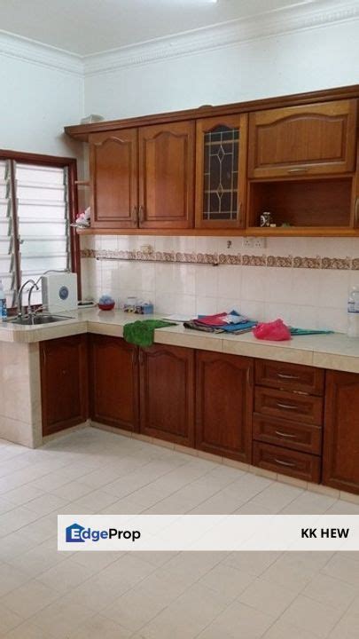 TAMAN BUKIT MEWAH KAJANG SELANGOR 2 STOREY TERRACE HOUSE FOR SALE