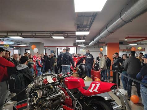 Grande Successo Per L Inaugurazione Del Secondo Punto Vendita Garage