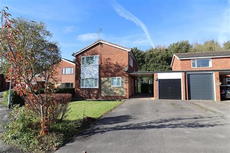 Stockbridge Park Elloughton Brough 4 Bed Detached House £325 000