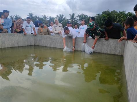 Bupati Cantik Ini Apresiasi Program Tjsl Ptpn V Perangi Stunting Pt