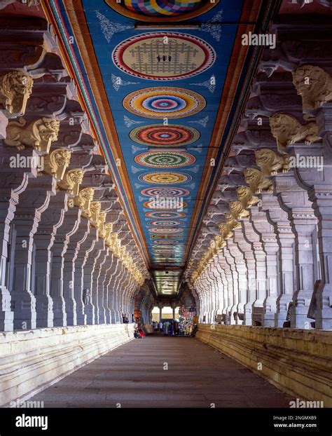 Rameshwaram temple hi-res stock photography and images - Alamy