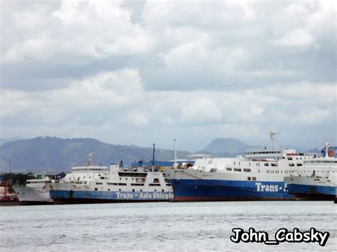 Ouano Wharf Lite Ferry Ta Ta Asia China John Carlos