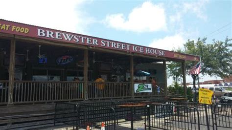 Brewster Street Ice House |Event, Photos, Live Performance