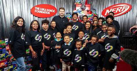 Dallas Mavs Santa Clause: Luka Doncic Brings Holiday Cheer to Nearly ...