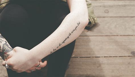 Id Es De Phrases Originales Pour Un Tatouage