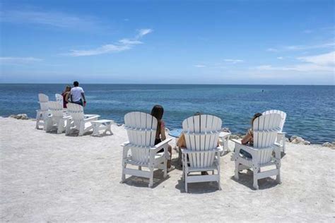 Discovering The 11 Best Beachfront Resorts In The Florida Keys