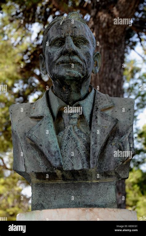 Bust Of Sir Arthur Evans The Man Who Pioneered The Excavations At