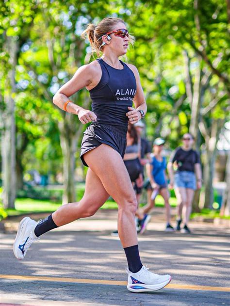 Look Para Corrida De Rua Feminino - 7 looks perfeitos para corrida de rua (com tecidos ideais e peças-chave ...