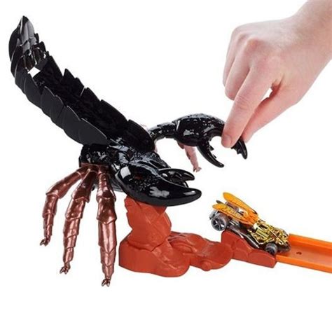 Pista Scorpion Creatura Periculoasa Hot Wheels Bebe Pufos