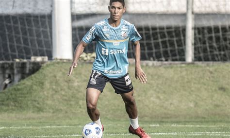 Santos Renova V Nculo Vin Cius Balieiro Por Quatro Anos