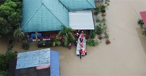 Number Of Flood Evacuees Continues To Rise In Perak Selangor New